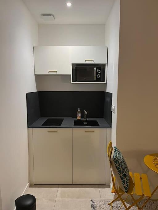 ניורט Charmant Studio / Centre Ville מראה חיצוני תמונה